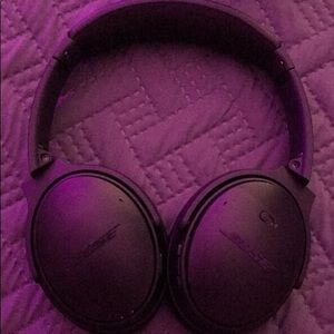Bose Headphones (Bluetooth)